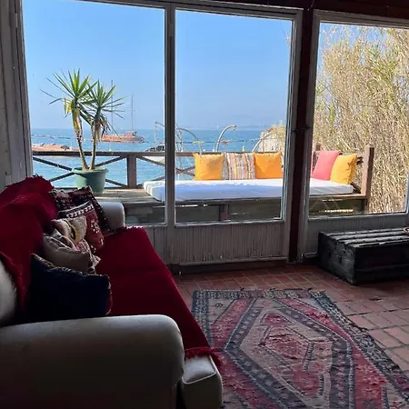 Δωμάτια σε οικογενειακή κατοικία Tuzla Yacht Club Κωνσταντινούπολη